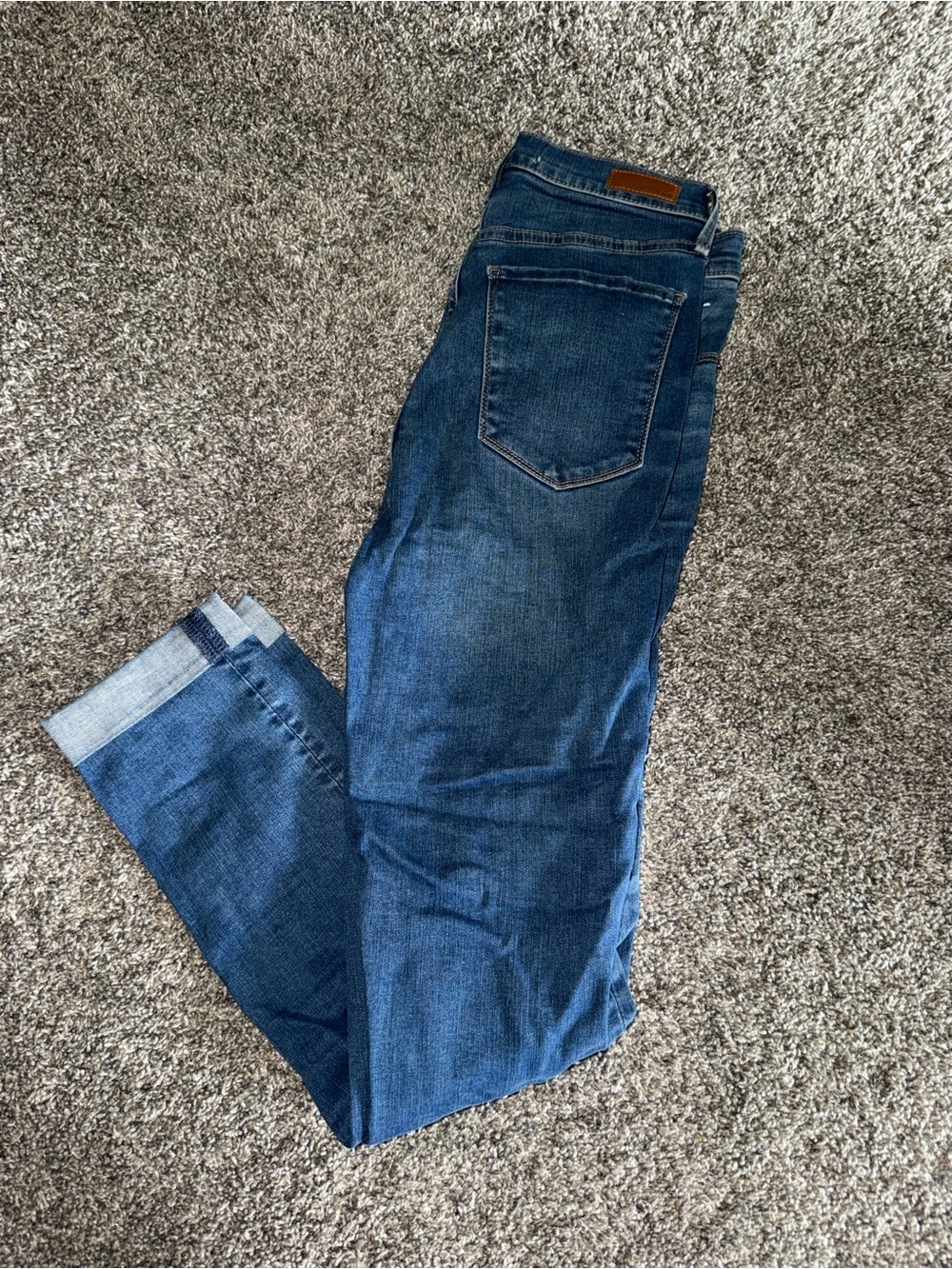 Abercrombie & Fitch Women's Dark Blue Skinny Jeans